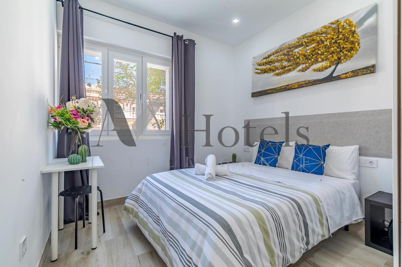 Ayz Silvela - Auto Check-In Property Málaga Dış mekan fotoğraf