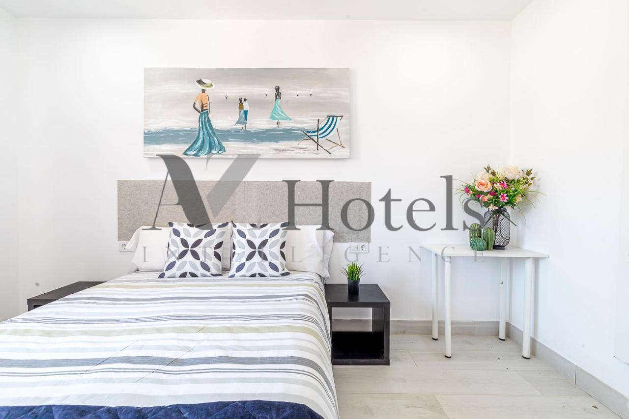 Ayz Silvela - Auto Check-In Property Málaga Dış mekan fotoğraf
